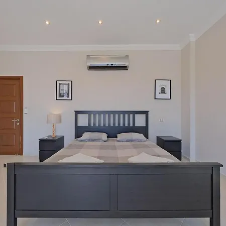 Large And Lovely Private Villa *