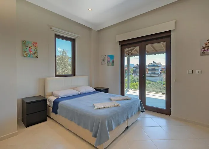 Large And Lovely Private *