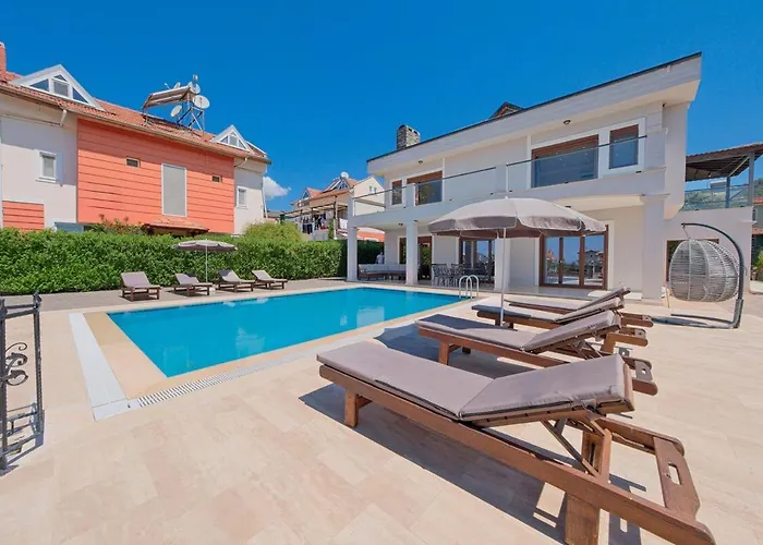 Large And Lovely Private Villa *