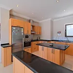 Large&lovely Private