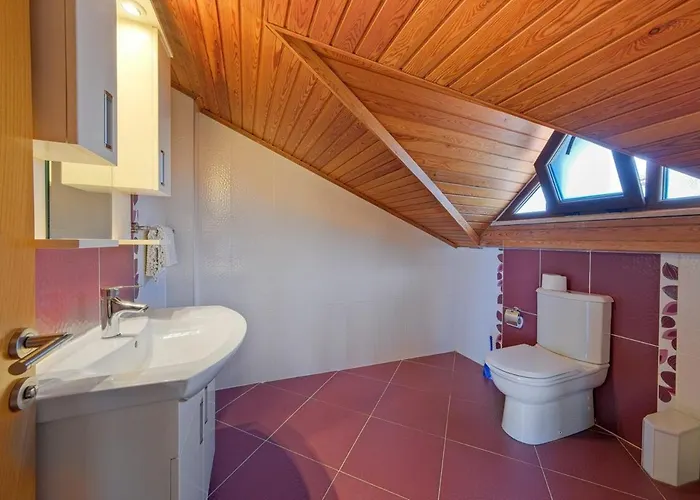 Large And Lovely Private Villa *